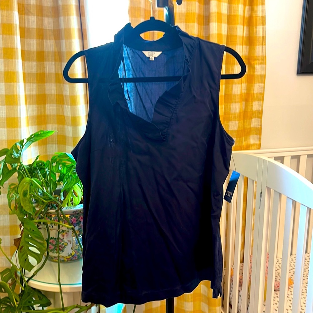 Crown and Ivy Sleeveless Shirt Blouse Navy New with Tags Women Large L